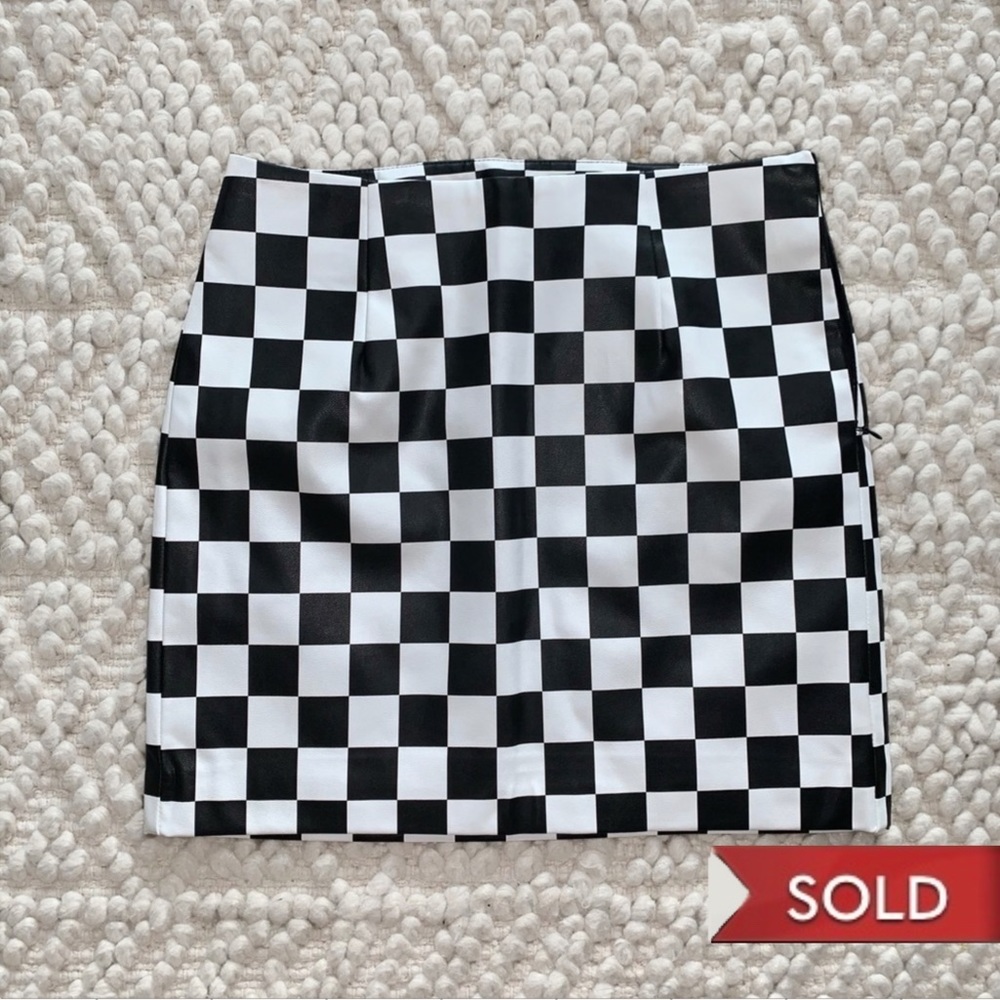 SOLD โ Forever 21 Leather Checkered Mini Skirt - Picture 1 of 5